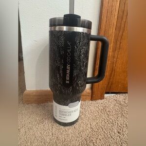 Stanley quencher H2O 40 oz tumbler Calia exclusive collection